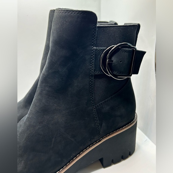 NWT Blondo Dakota Waterproof Ankle Boot. Color: Black Nubuck Size: 8 - Picture 6 of 12